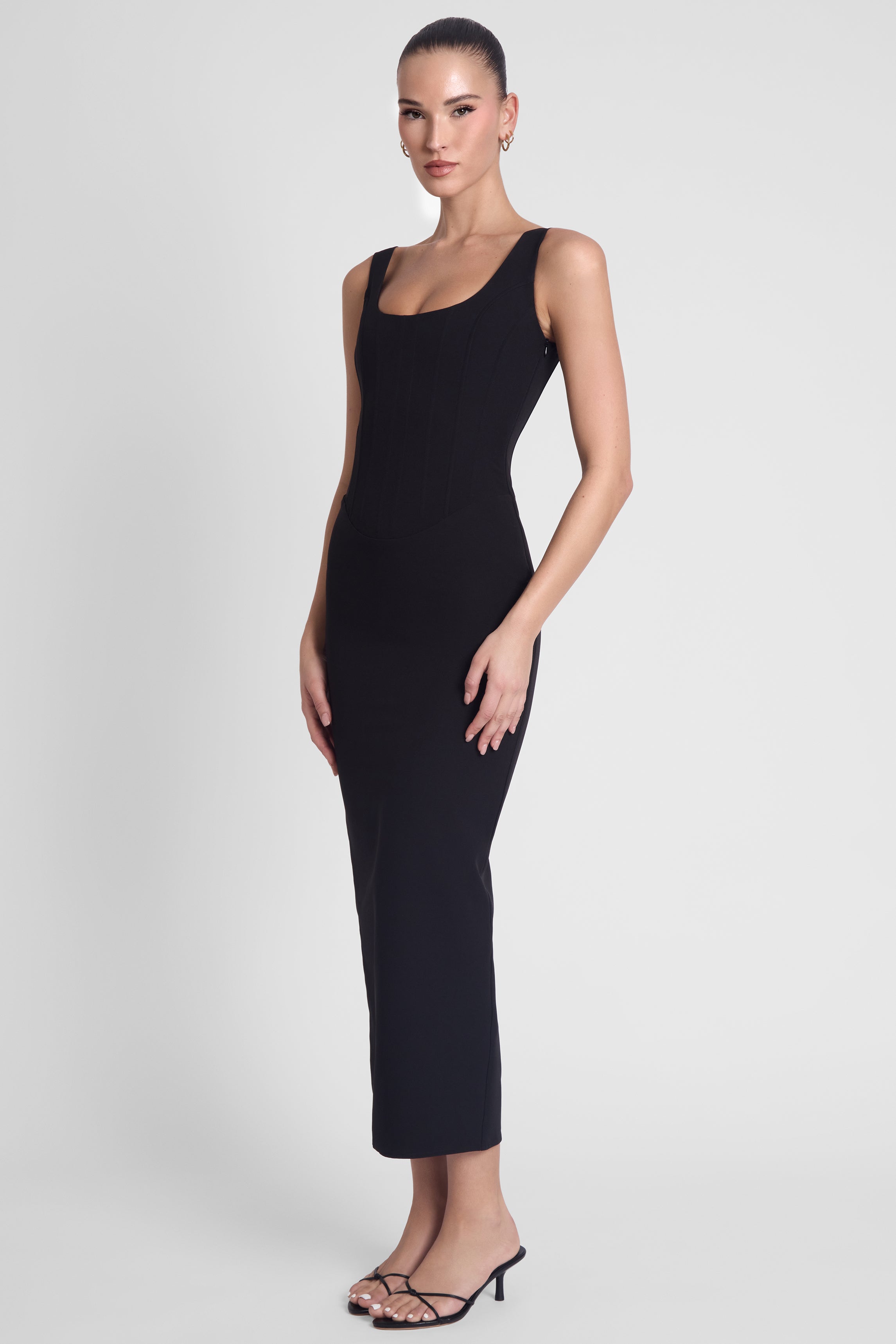 Robe mi-longue corset Sancia