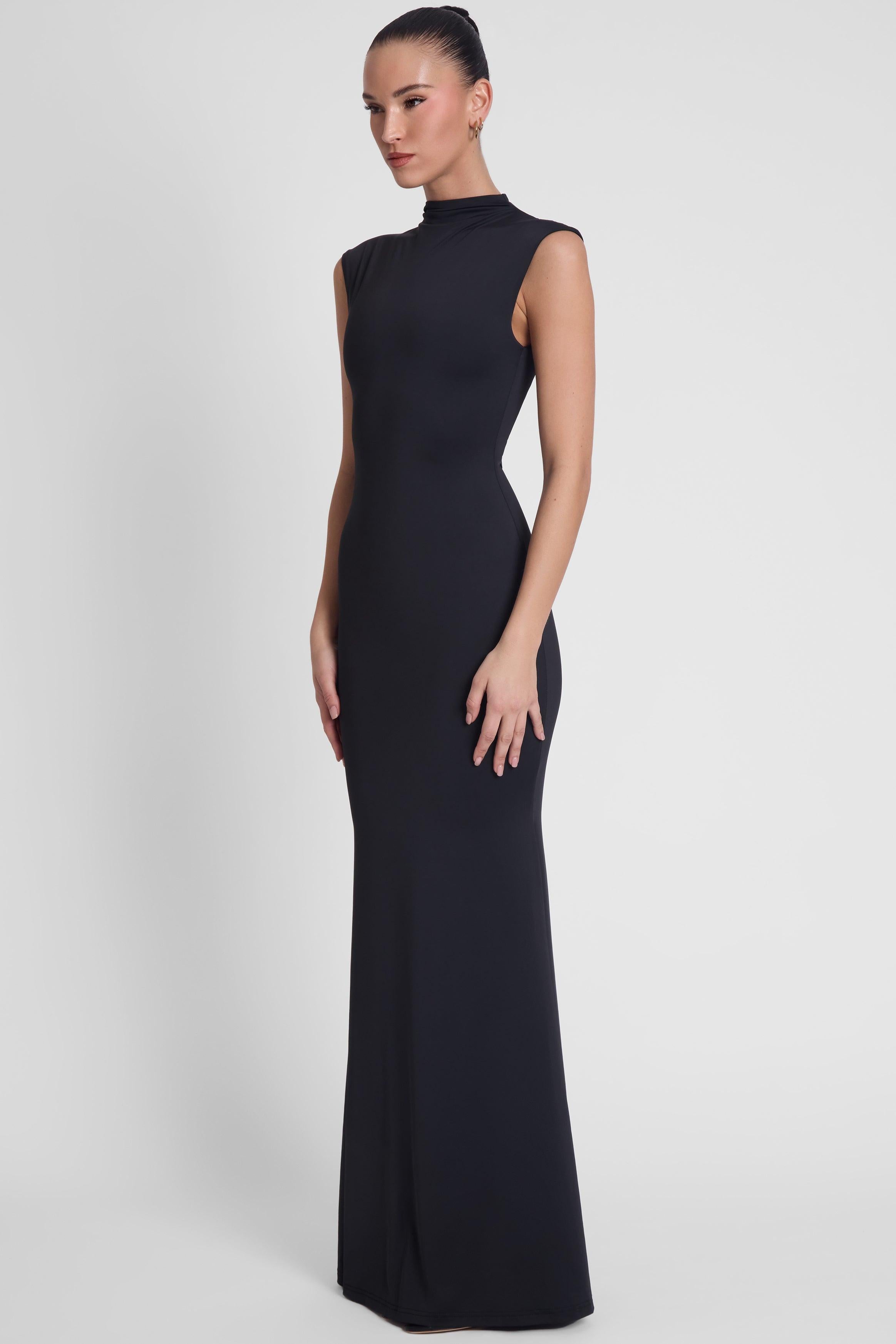 Como Cap Sleeve Maxi Dress - Black M Como Cap Sleeve Maxi Dress - Black M