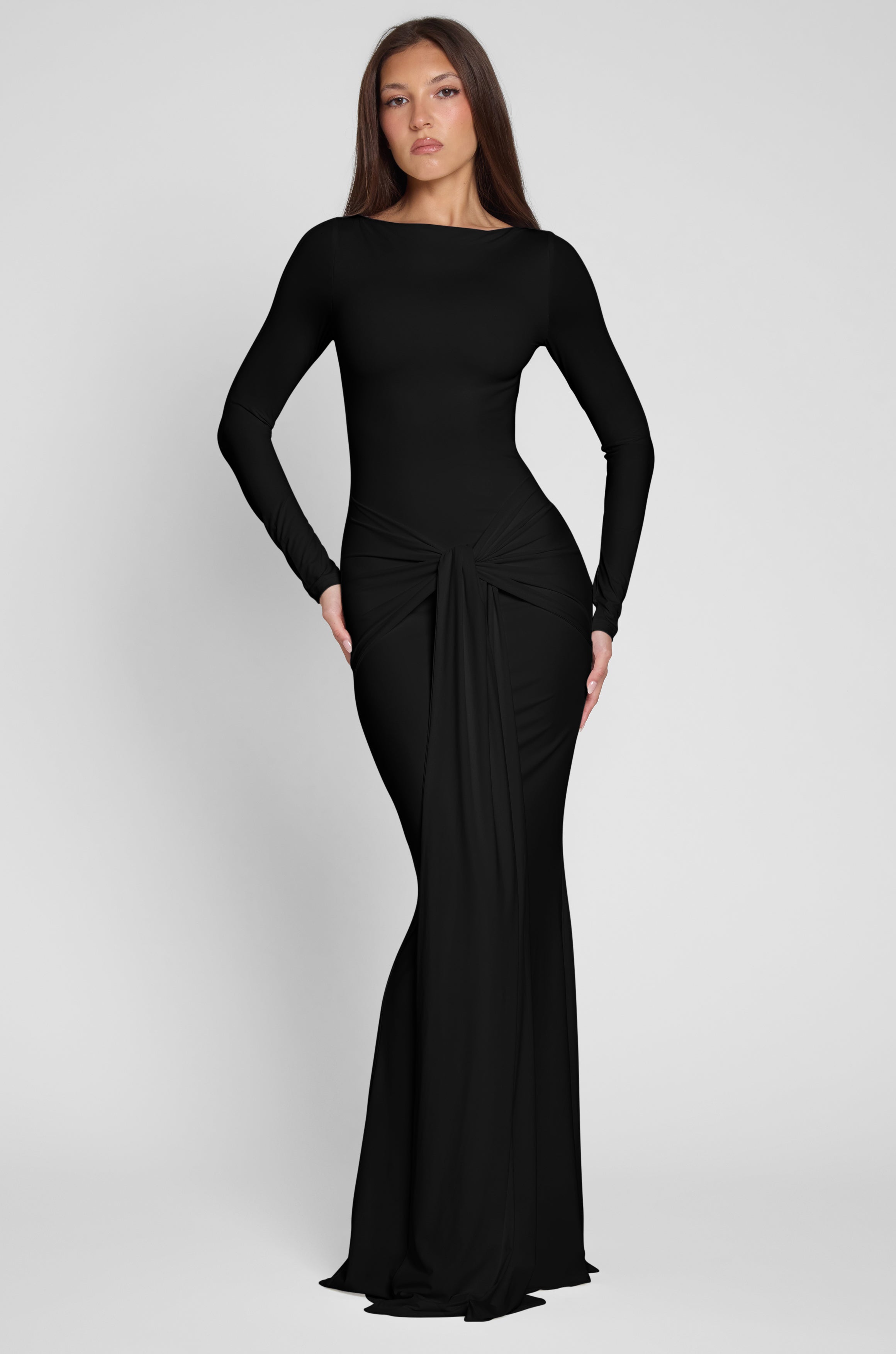 Oasis Knot Maxi Dress - Black